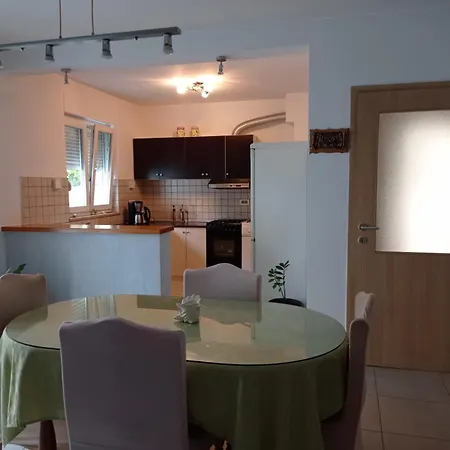 Ivana Apartamento Podstrana